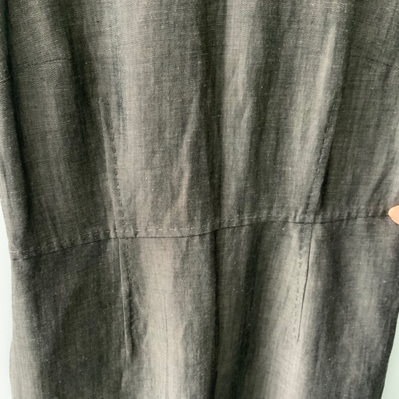 DKNY two piece suite, dress size 8, jacket size 6, warm brown grey with a sheen - Picture 8 of 8